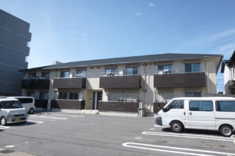 岡崎市錦町のアパート